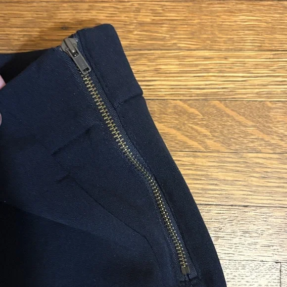 Banana Republic Women's Black High Waist Shorts - Picture 2 of 4